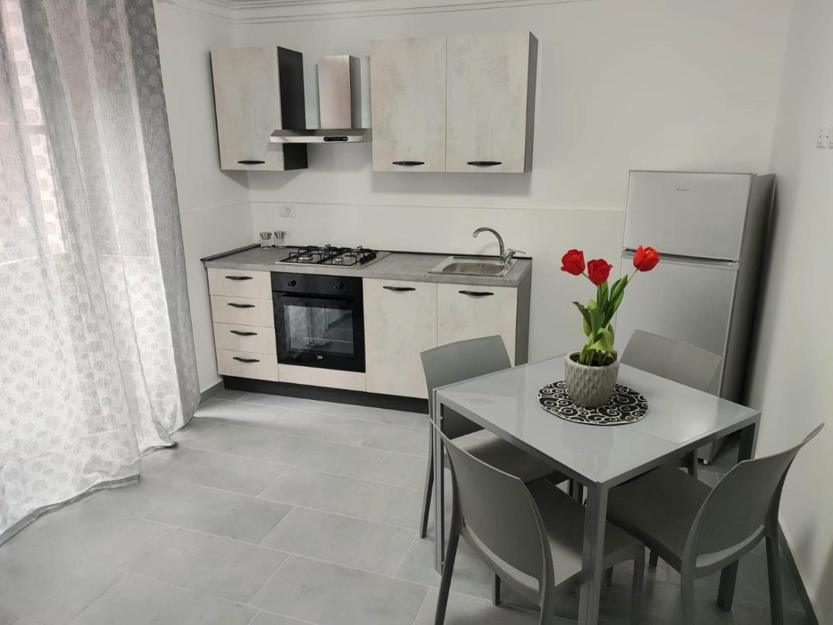Maya'S Home Катания Экстерьер фото