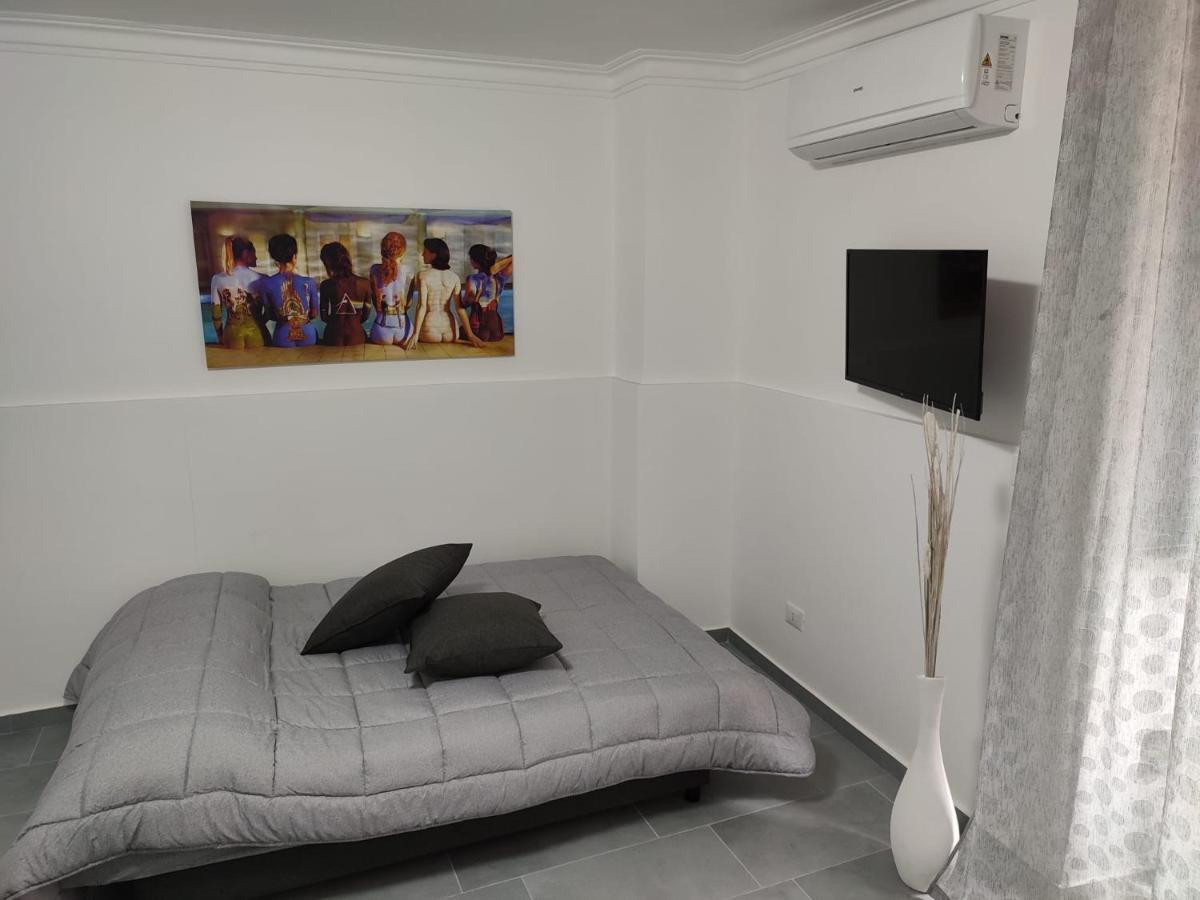 Maya'S Home Катания Экстерьер фото