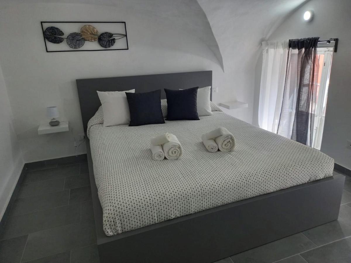 Maya'S Home Катания Экстерьер фото